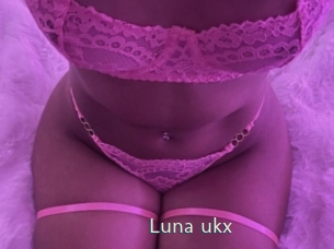 Luna_ukx