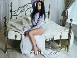 MiaFirstLove