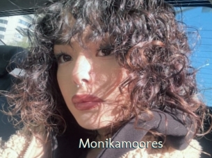 Monikamoores