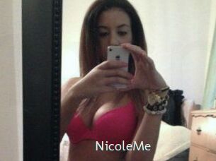 NicoleMe