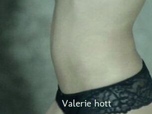 Valerie_hott