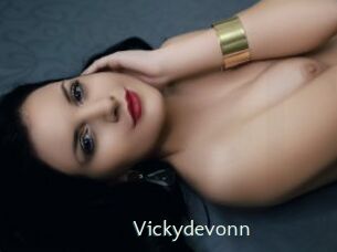 Vickydevonn